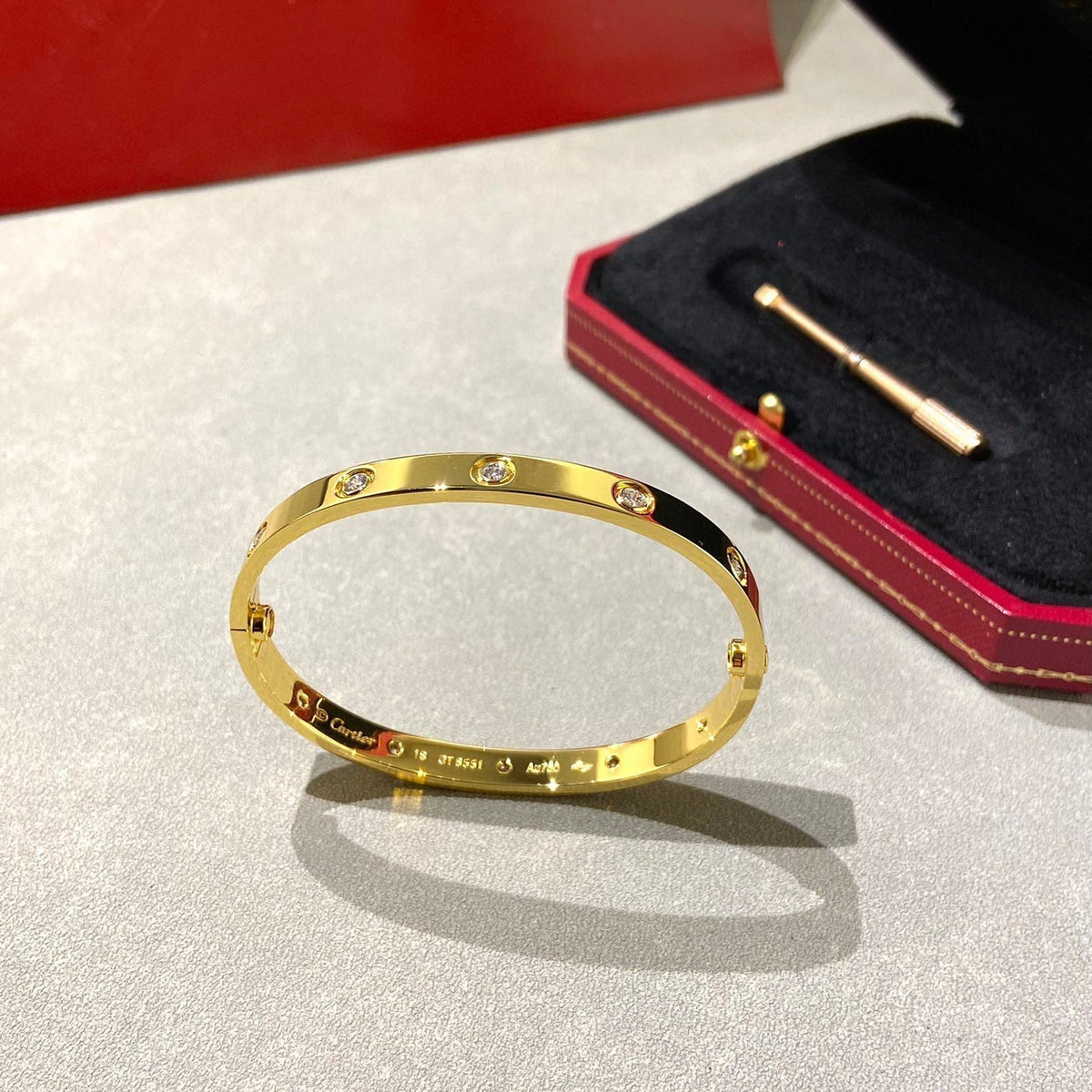 ??MIRA?¡¥LOVE BRACELET 6.1MM 10 DIAMONDS