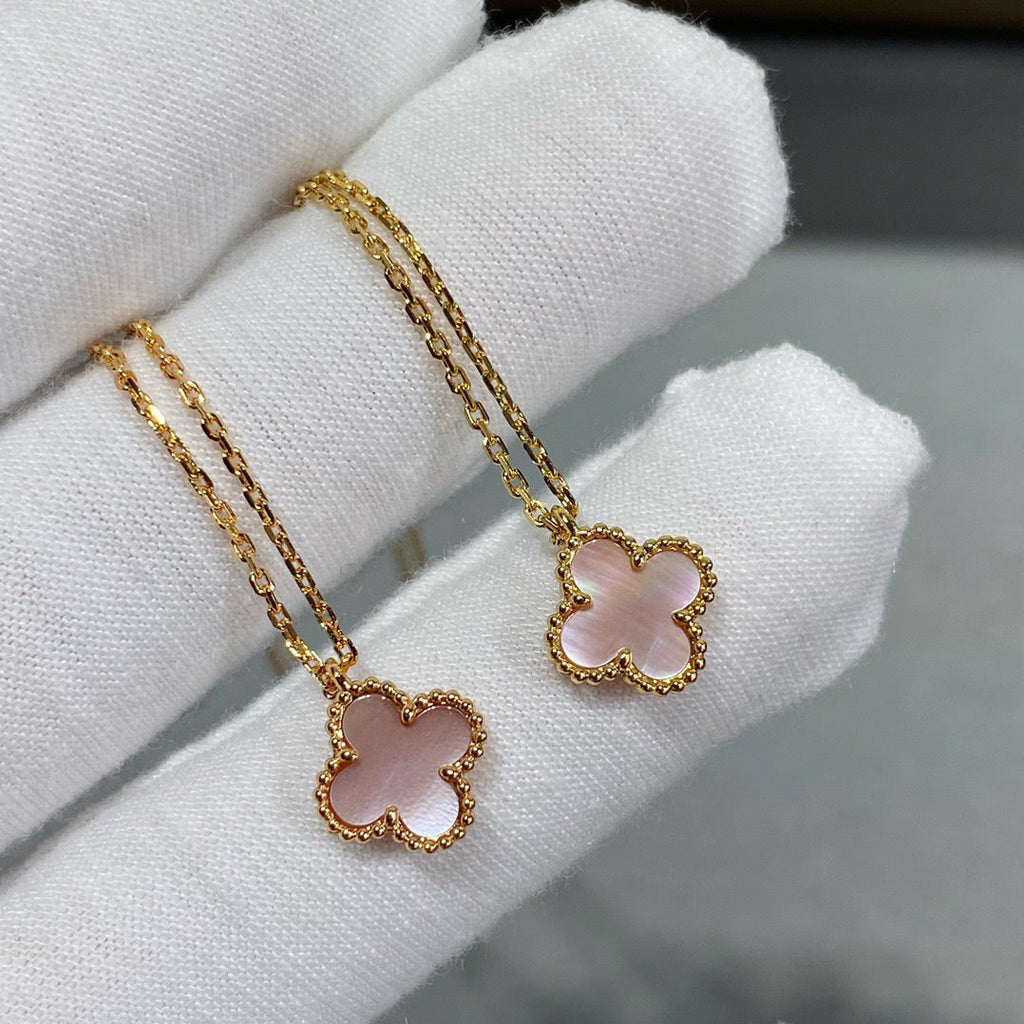 ??MIRA?¡¥CLOVER 15MM PINK MOTHER-OF-PEARL SINGLE FLOWER NECKLACE