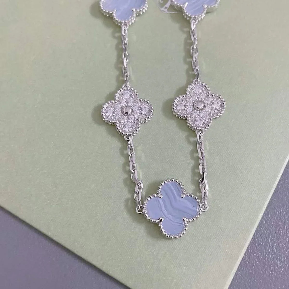 [MIRA]New  CLOVER 5 MOTIF PURPLE CHALCEDONY BRACELET COLLECTION