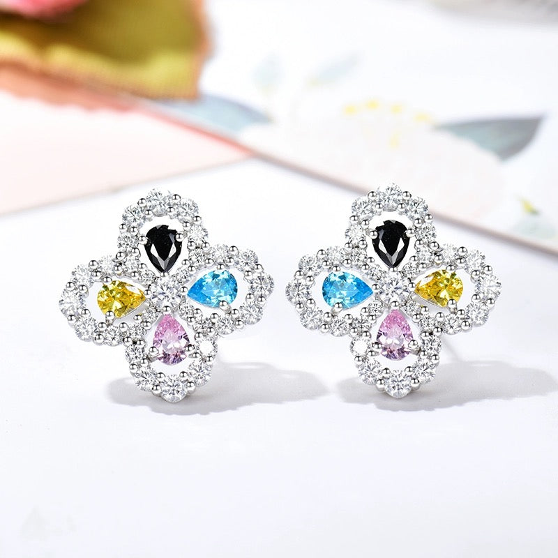 ??MIRA?¡¥LOOP EARRINGS FULL MOTIF DIAMOND 16MM