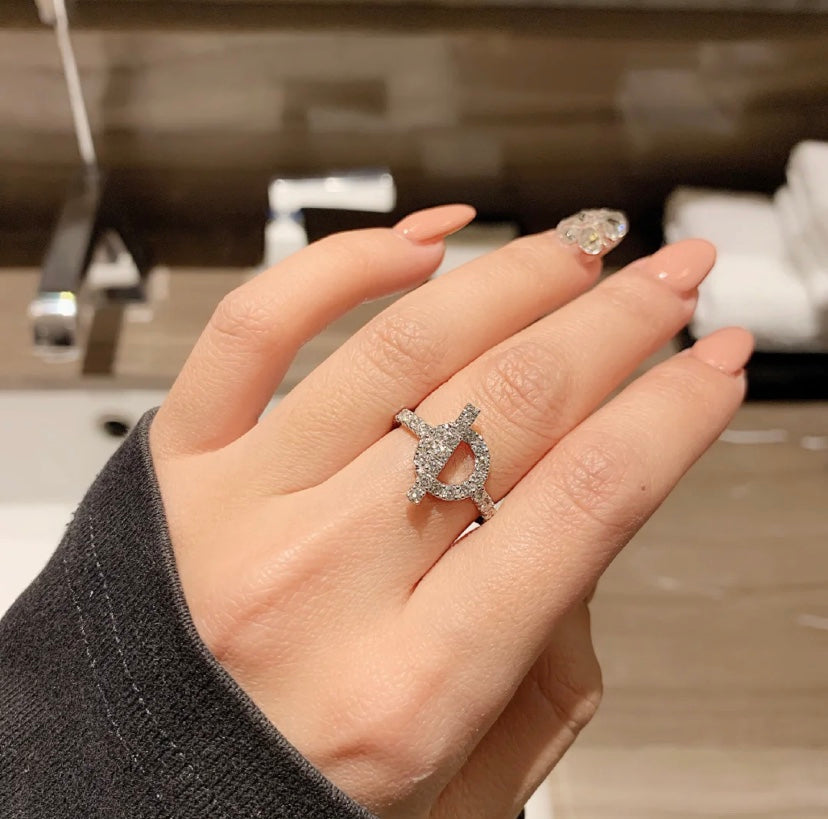 ??MIRA?¡¥ECHAPPEE RING SILVER DIAMOND
