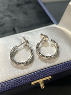 ??MIRA?¡¥BEE LOVE Earrings Silver