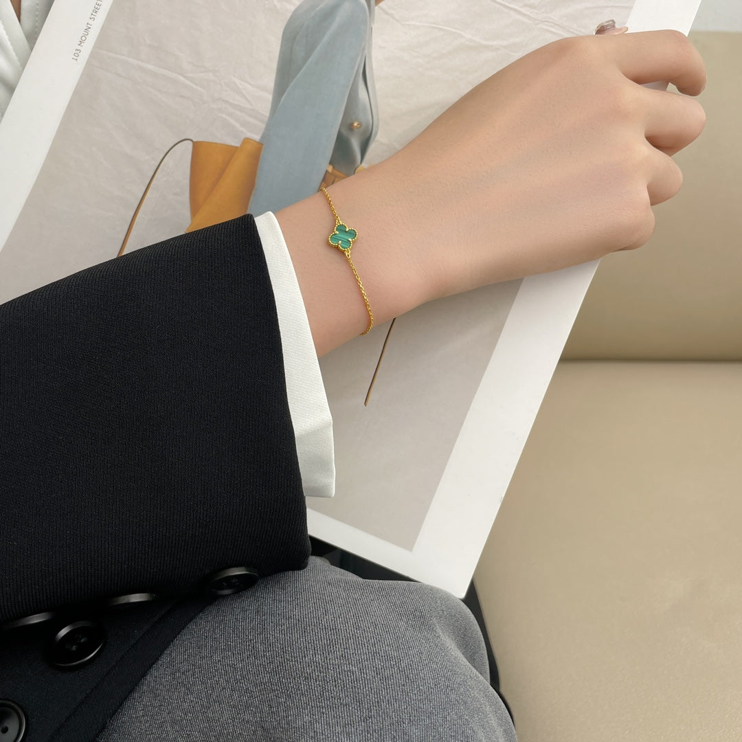 ??MIRA?¡¥CLOVER BRACELET MALACHITE 1 MOTIF