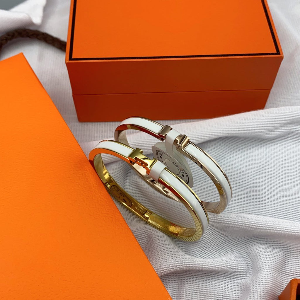??MIRA?¡¥CLASSIC HM CLIC WHITE 8MM ENAMEL BRACELET
