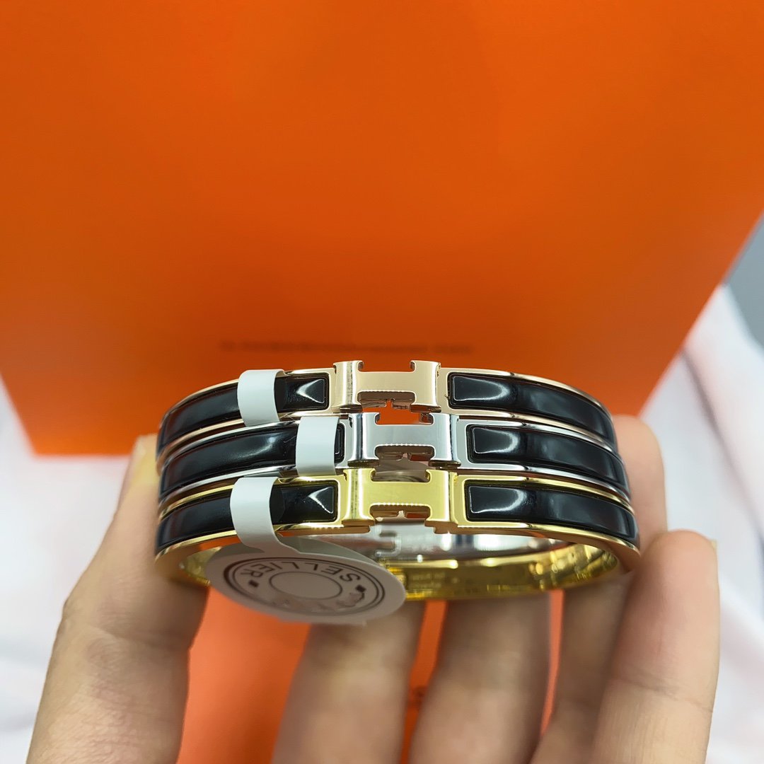 ??MIRA?¡¥CLASSIC HM CLIC BLACK 8MM ENAMEL BRACELET