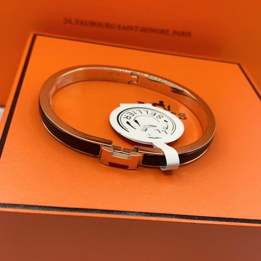 ??MIRA?¡¥CLASSIC HM CLIC BLACK 8MM ENAMEL BRACELET