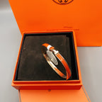??MIRA?¡¥CLASSIC HM CLIC RED 8MM ENAMEL BRACELET