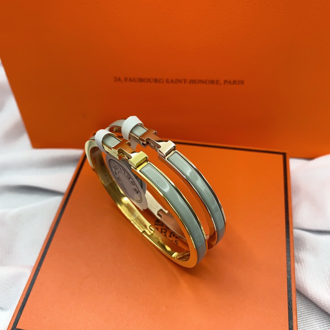 ??MIRA?¡¥CLASSIC HM CLIC GREEN 8MM ENAMEL BRACELET