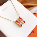 ??MIRA?¡¥HM CLIC RED ENAMEL GOLD NECKLACE