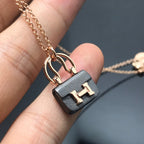 ??MIRA?¡¥WOMEN'S HM AMULETTES CONSTANCE PENDANT NECKLACE