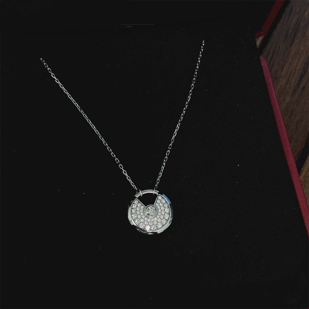 ??MIRA?¡¥AMULETTE SILVER FULL DIAMOND NECKLACE