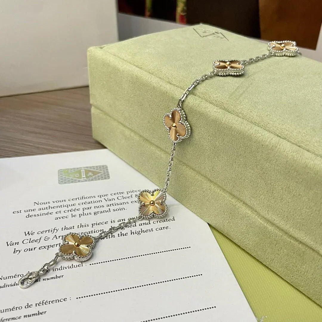 [MIRA]New  CLOVER 5 MOTIF LASER BRACELET COLLECTION