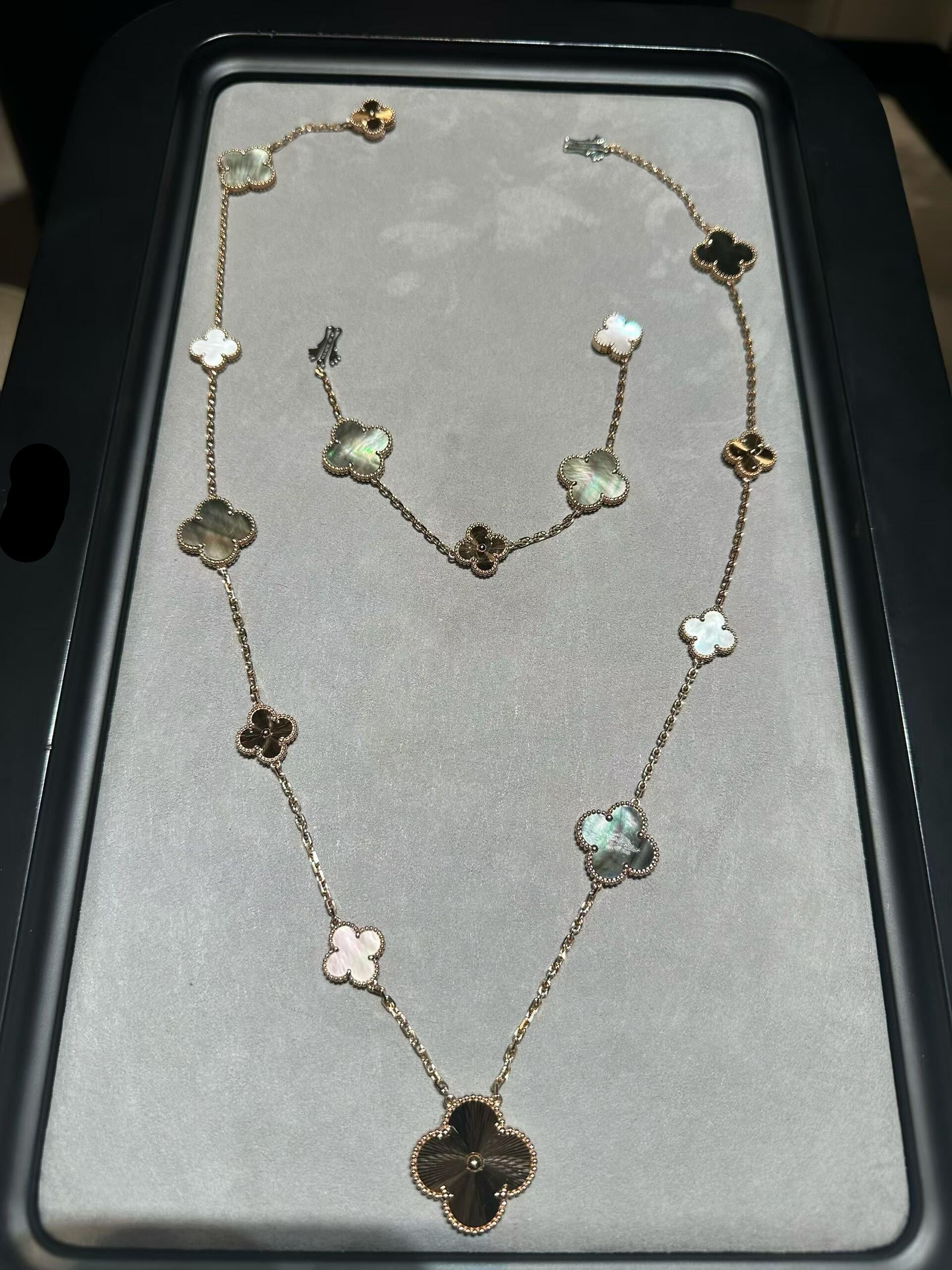 [??MIRA?¡¥] 25 NEW CLOVER 15 MOTIFS GRAY MOTHER-OF-PEARL