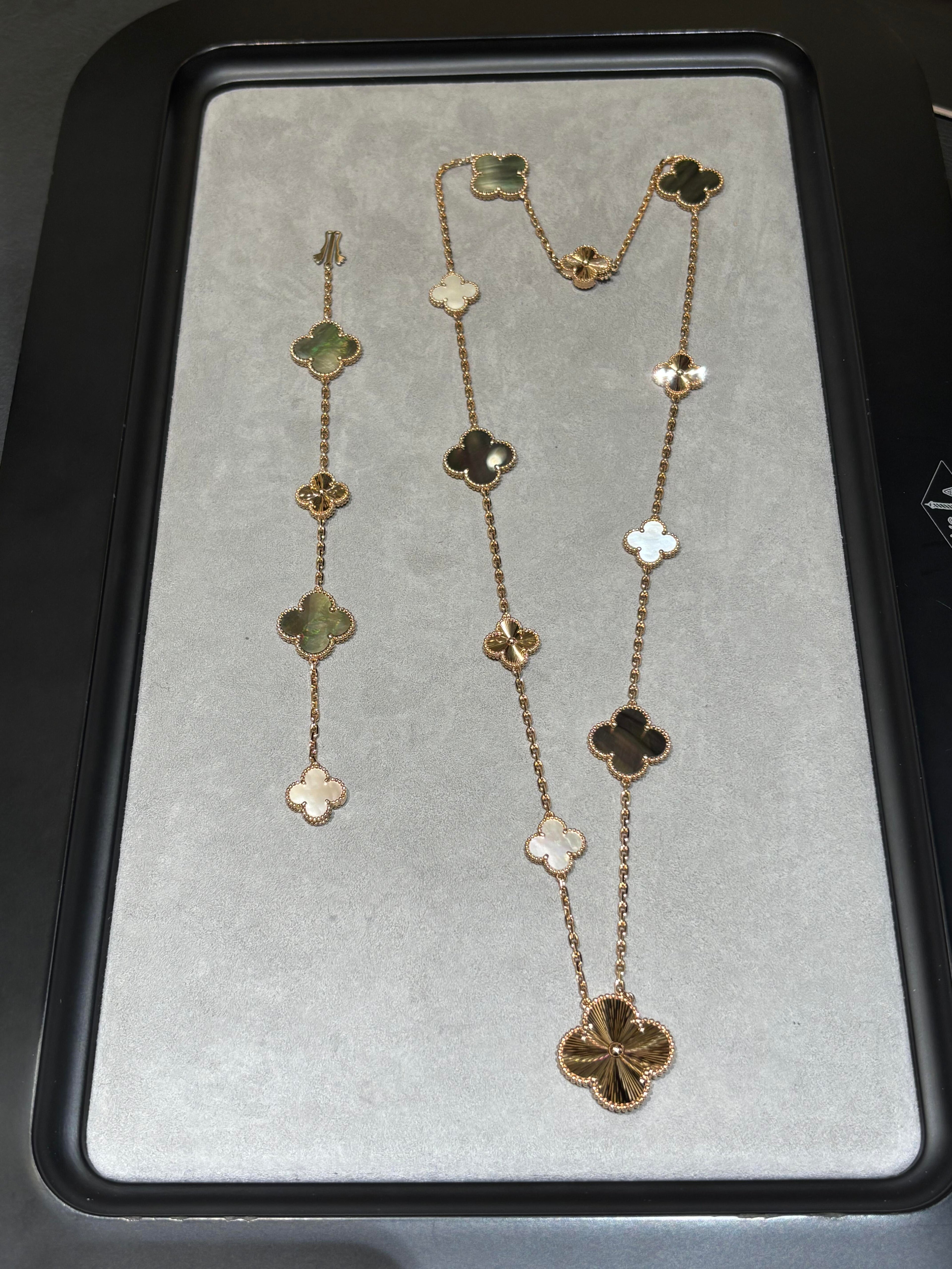 [??MIRA?¡¥] 25 NEW CLOVER 15 MOTIFS GRAY MOTHER-OF-PEARL
