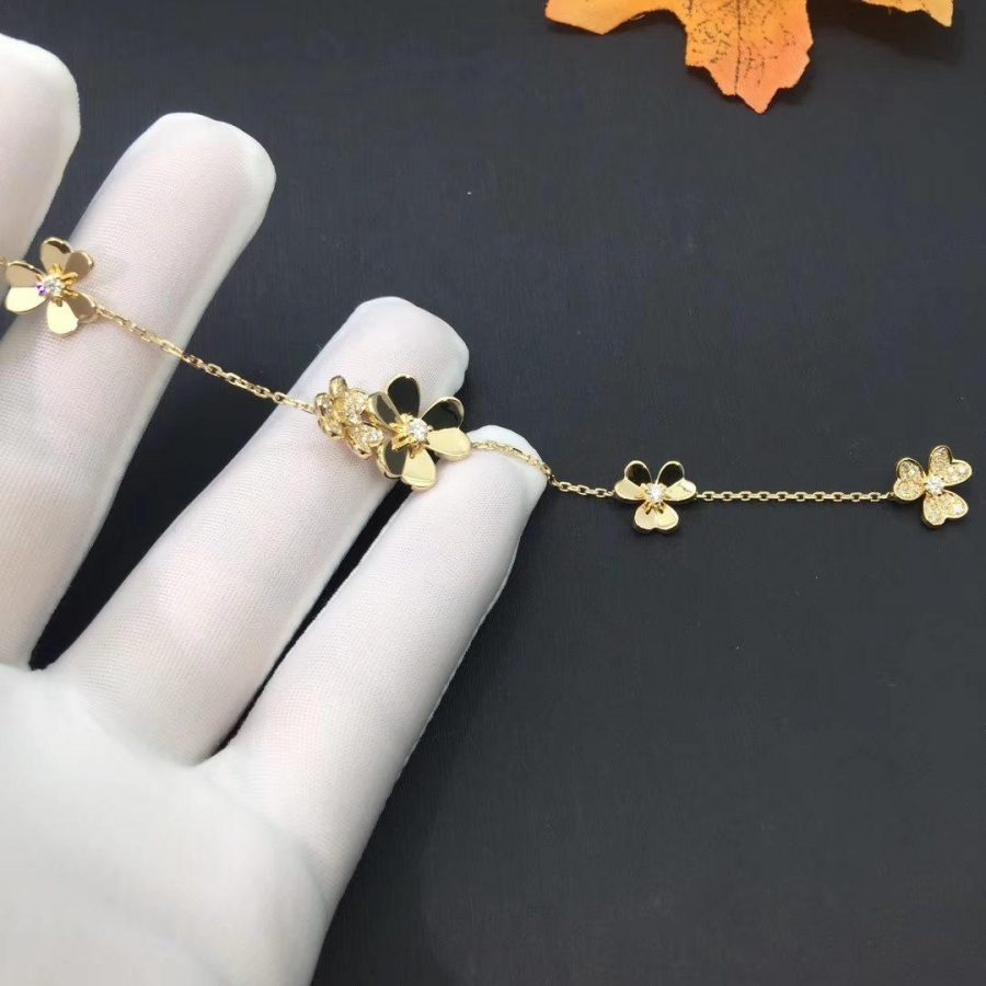 ??MIRA?¡¥FRIVOLE GOLD 5 FLOWERS BRACELET