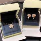 ??MIRA?¡¥FRIVOLE PINK GOLD FLOWER DIAMOND EARRINGS