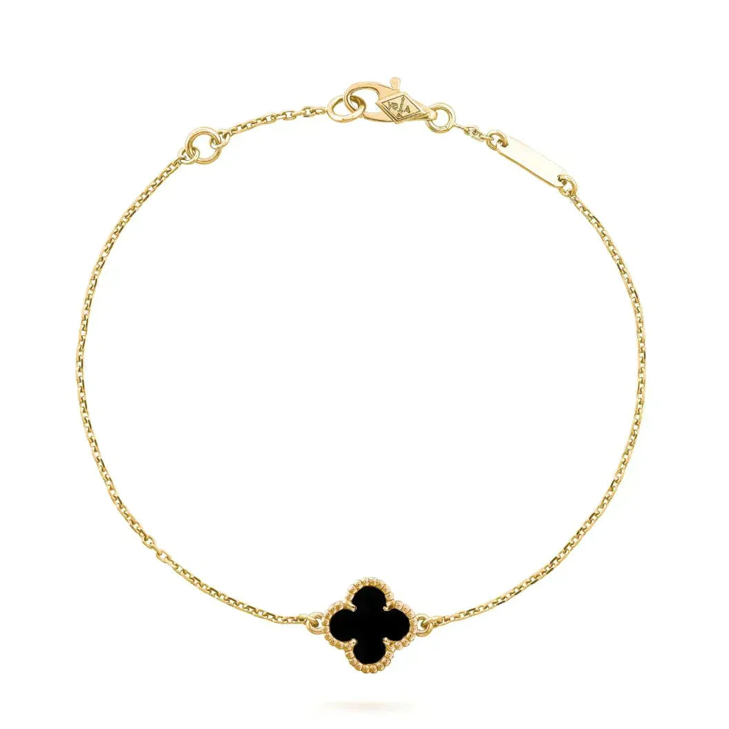 ??MIRA?¡¥CLOVER ONYX SINGLE FLOWER BRACELET