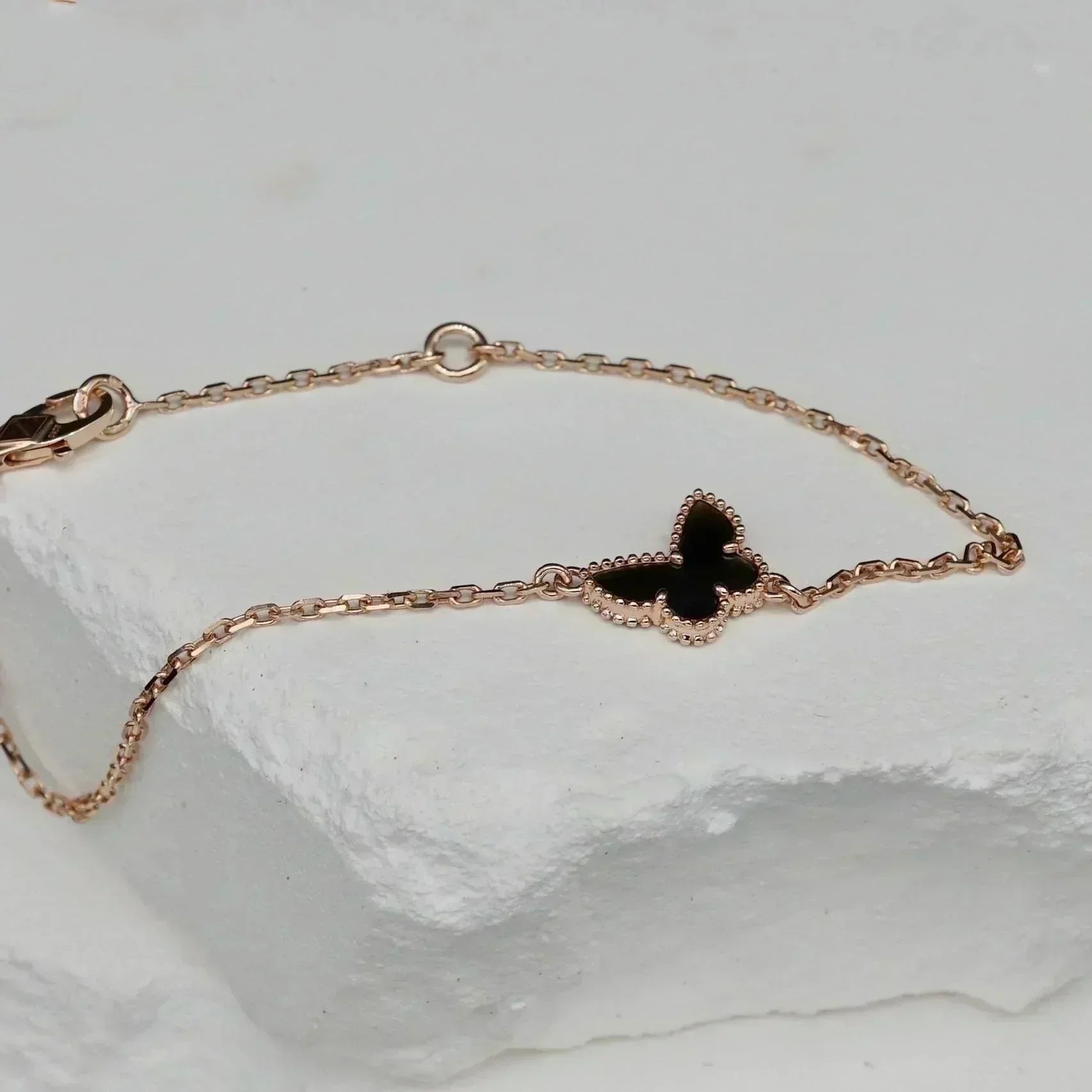 ??MIRA?¡¥BUTTERFLY ONYX  BUTTERFLY BRACELET