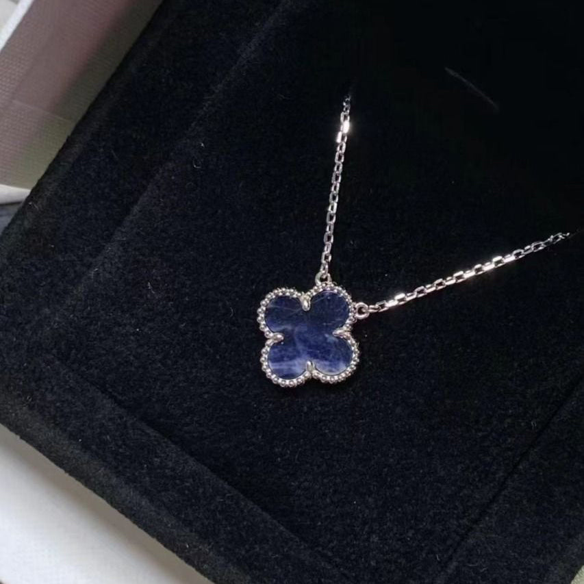 ??MIRA?¡¥CLOVER 15MM PIETERSITE NECKLACE SILVER